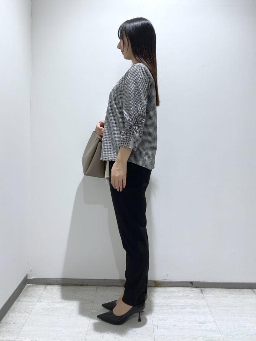 meiさんの「INDIVI｜【UVケア／吸汗速乾】スリーブデザインブラウス」を使ったコーディネート