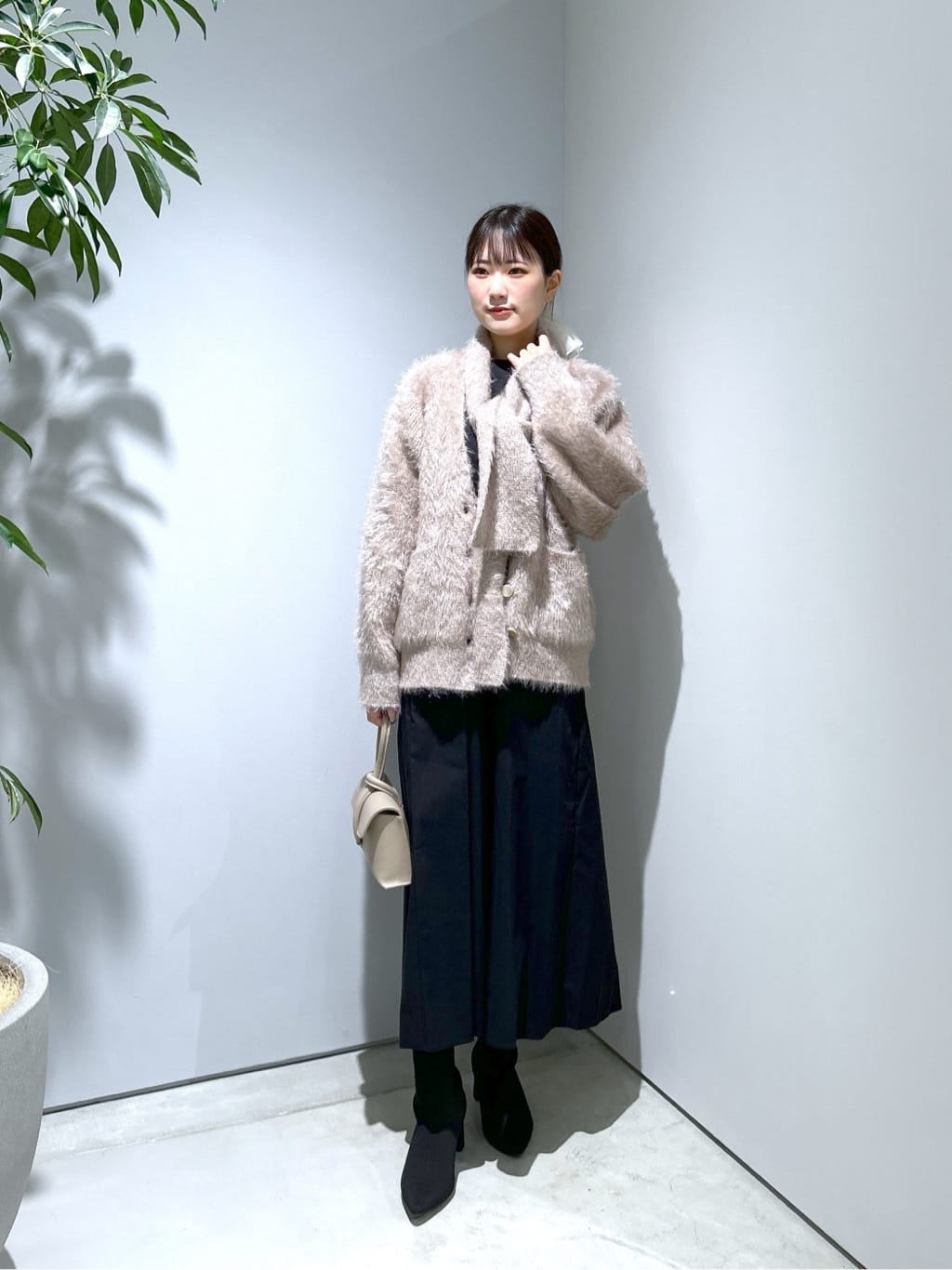 Renoさんの「INDIVI｜フォルムスリーブワンピース」を使ったコーディネート