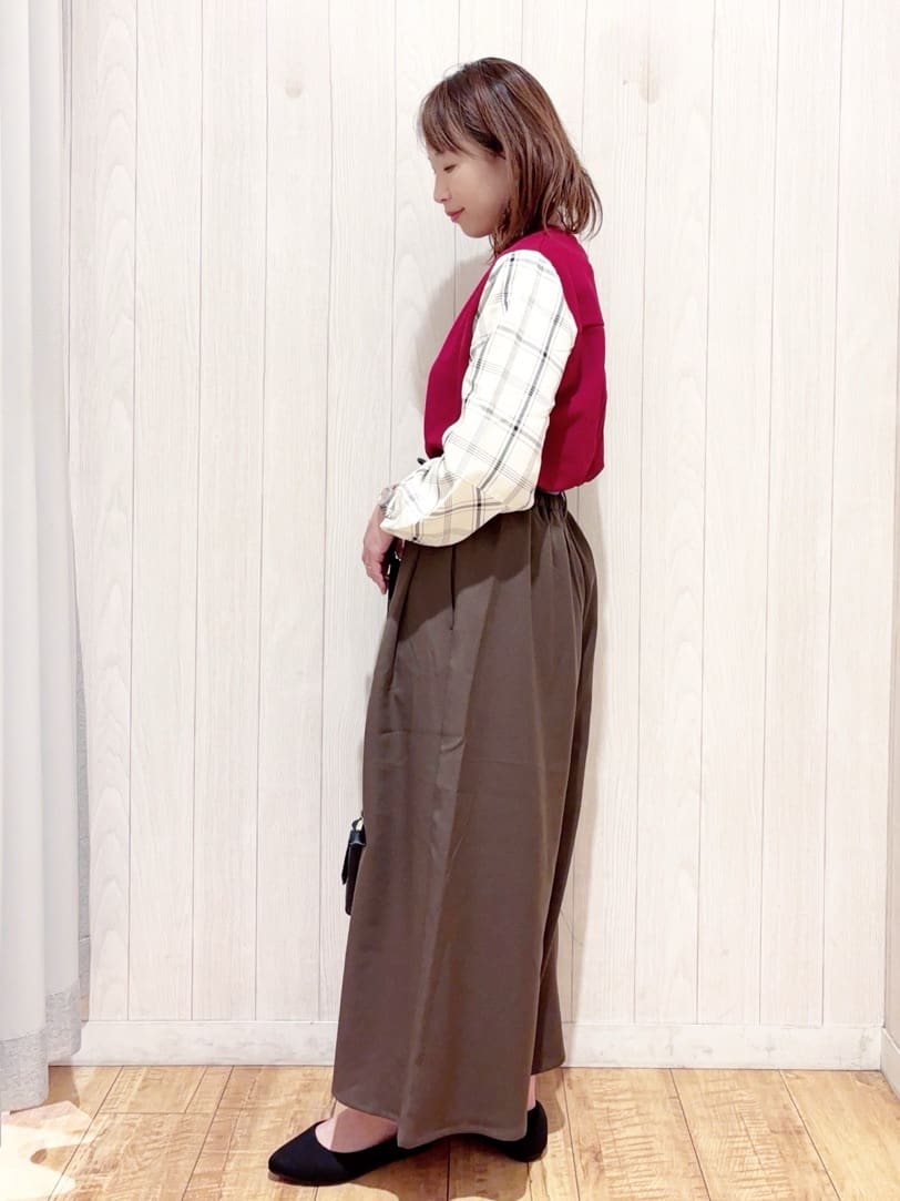 あいこさんの「SHOO･LA･RUE｜【高レビュー/S-LL】1枚で決まる お袖チェック 異素材使いトップス」を使ったコーディネート