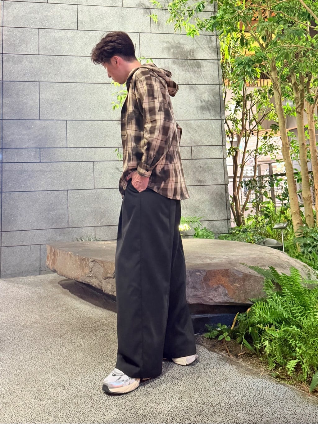 HARUさんの「tk.TAKEO KIKUCHI｜ヴィンテージフードチェックシャツ」を使ったコーディネート