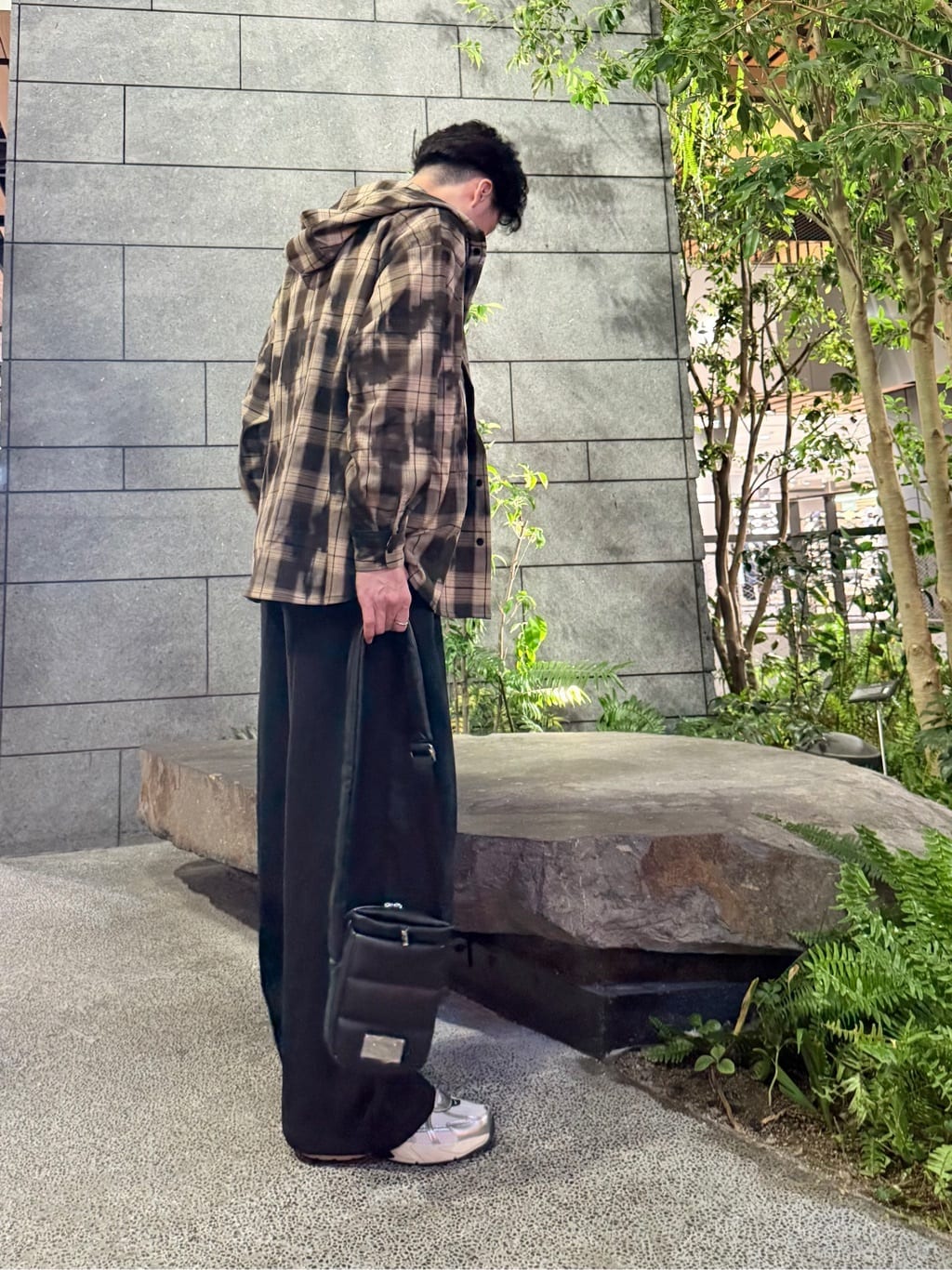 HARUさんの「tk.TAKEO KIKUCHI｜ヴィンテージフードチェックシャツ」を使ったコーディネート