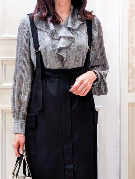 maiさんの「grove｜袖プリーツフロントフリルブラウス」を使ったコーディネート
