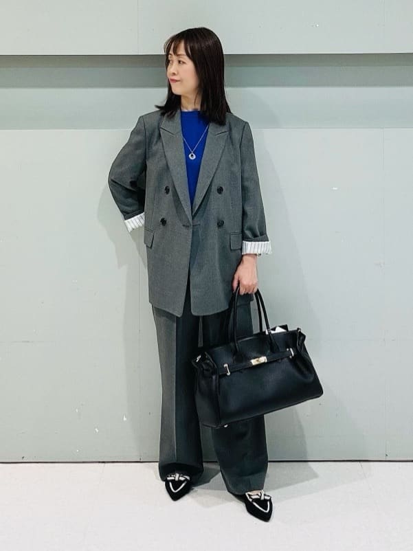 makiさんの「UNTITLED｜【アンサンブル可/洗える】シルクウールカシミヤ ドルマンスリーブニット」を使ったコーディネート