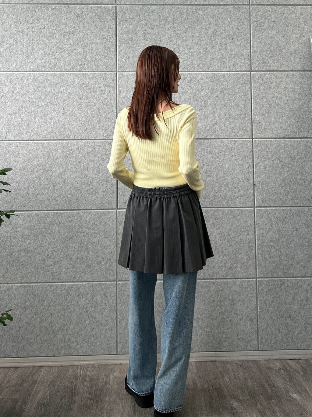 harunaさんの「CODE A｜short cardigan」を使ったコーディネート
