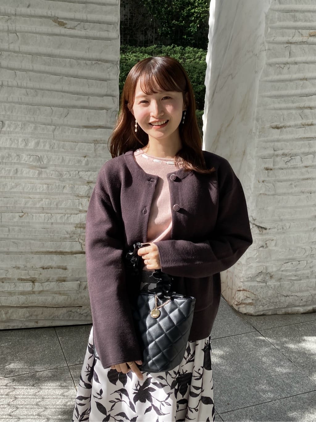 みさかさんの「index｜フラワータックフレアスカート【洗濯機OK／イージーアイロン／防シワ】」を使ったコーディネート