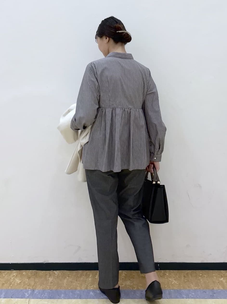 akariさんの「index｜ストレッチノーカラーブルゾン【洗濯機OK】」を使ったコーディネート