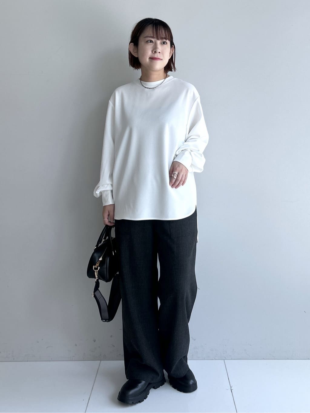 Hirokaさんの「Dessin｜【洗える】刺繍入りジャカードニット」を使ったコーディネート
