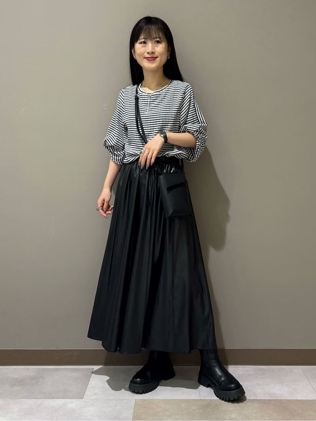 KEIKOさんの「INDIVI｜【セットアップ可能】凹凸ストレッチ素材テーラードカラージレジャケット」を使ったコーディネート