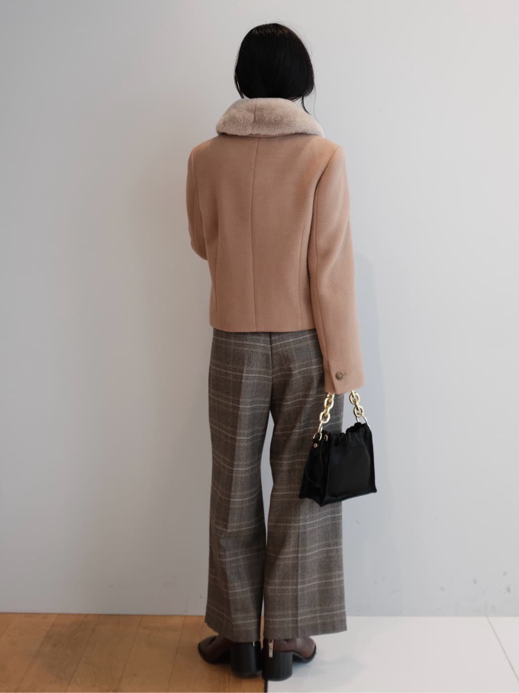 Kishimotoさんの「DRESSTERIOR｜◆ショートブーツ」を使ったコーディネート