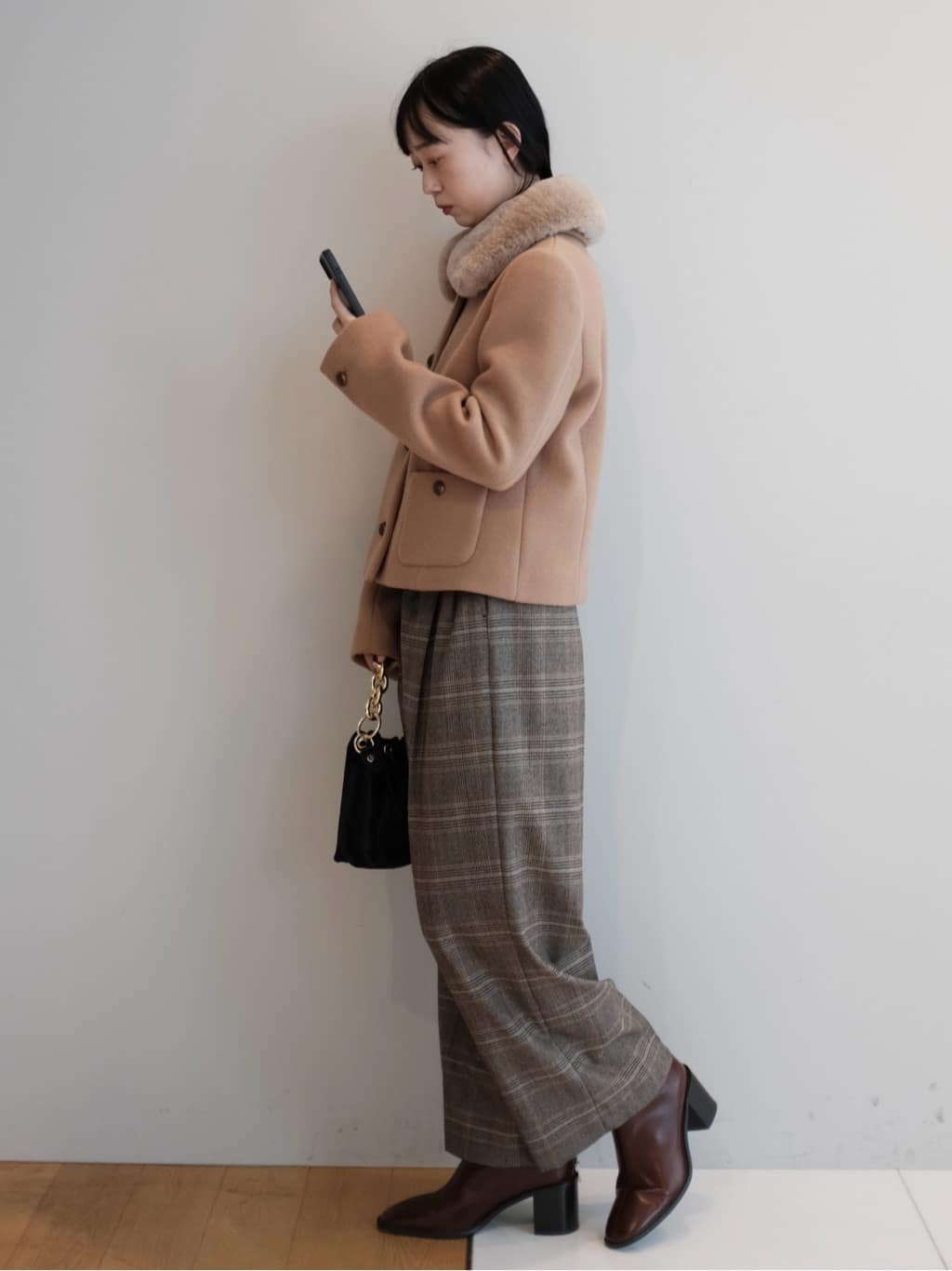 Kishimotoさんの「DRESSTERIOR｜◆ショートブーツ」を使ったコーディネート