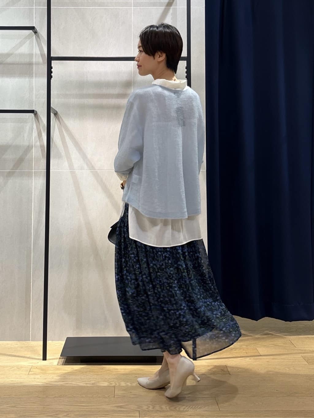 kanaeさんの「INDIVI｜【キッドモヘヤ素材】ラウンドヘムニット」を使ったコーディネート
