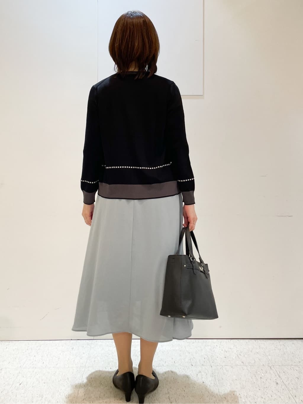 めいさんの「Reflect｜【WEB先行カラーあり／手洗い可／アンサンブル可】バイカラーカーディガン」を使ったコーディネート