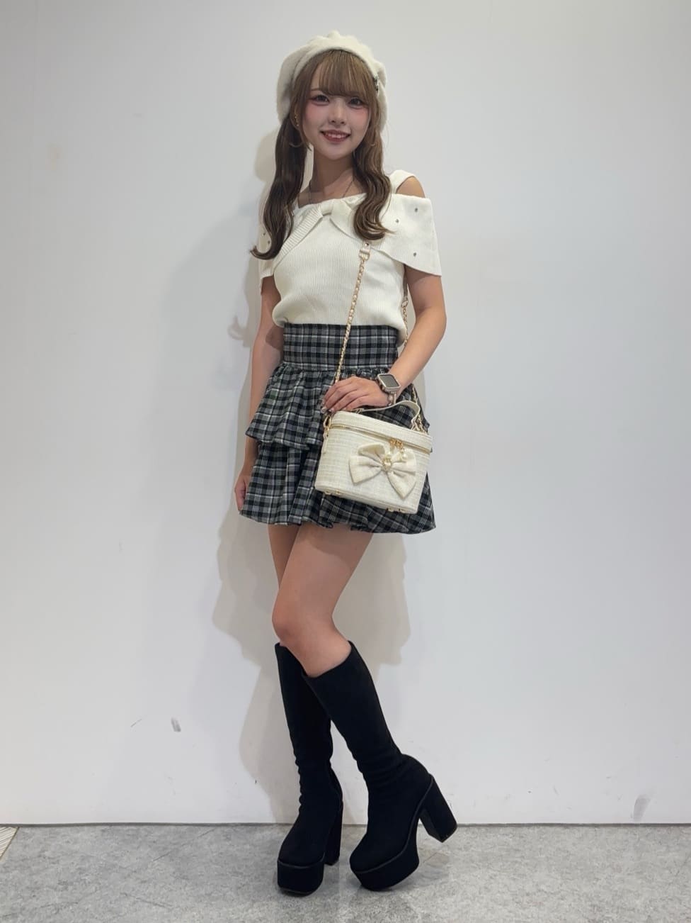 ♡Himari♡さんの「ESPERANZA｜厚底プレーンブーツ」を使ったコーディネート