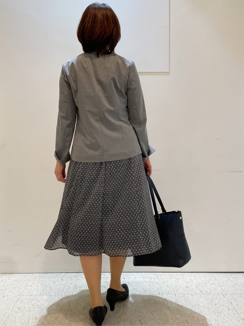 めいさんの「Reflect｜【一枚着で着映え◎／ジャケットのインナーにも】フロント開きブラウス」を使ったコーディネート