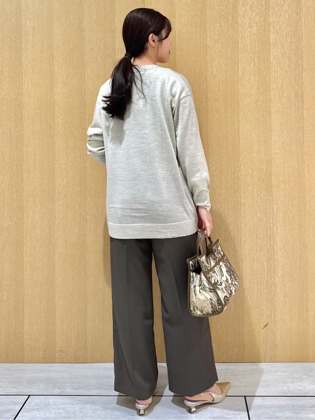 nanaさんの「UNTITLED｜【アンサンブル可/洗える/ボタンなし】シルクウールカシミヤ 着流しカーディガン」を使ったコーディネート