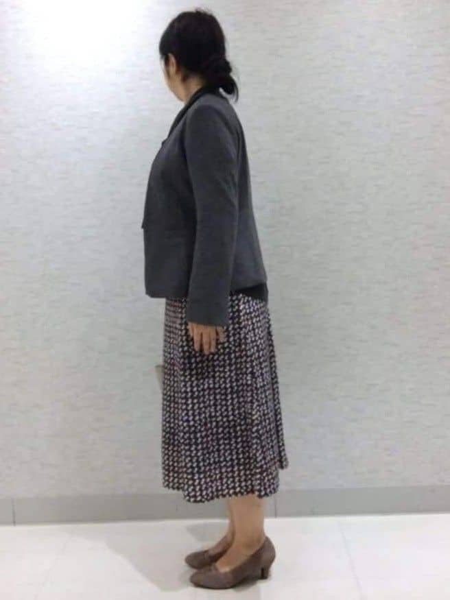 sakoさんの「Reflect｜【キレイめスタイル／通勤におすすめ◎】ボウタイシャンブレーカラーブラウス」を使ったコーディネート