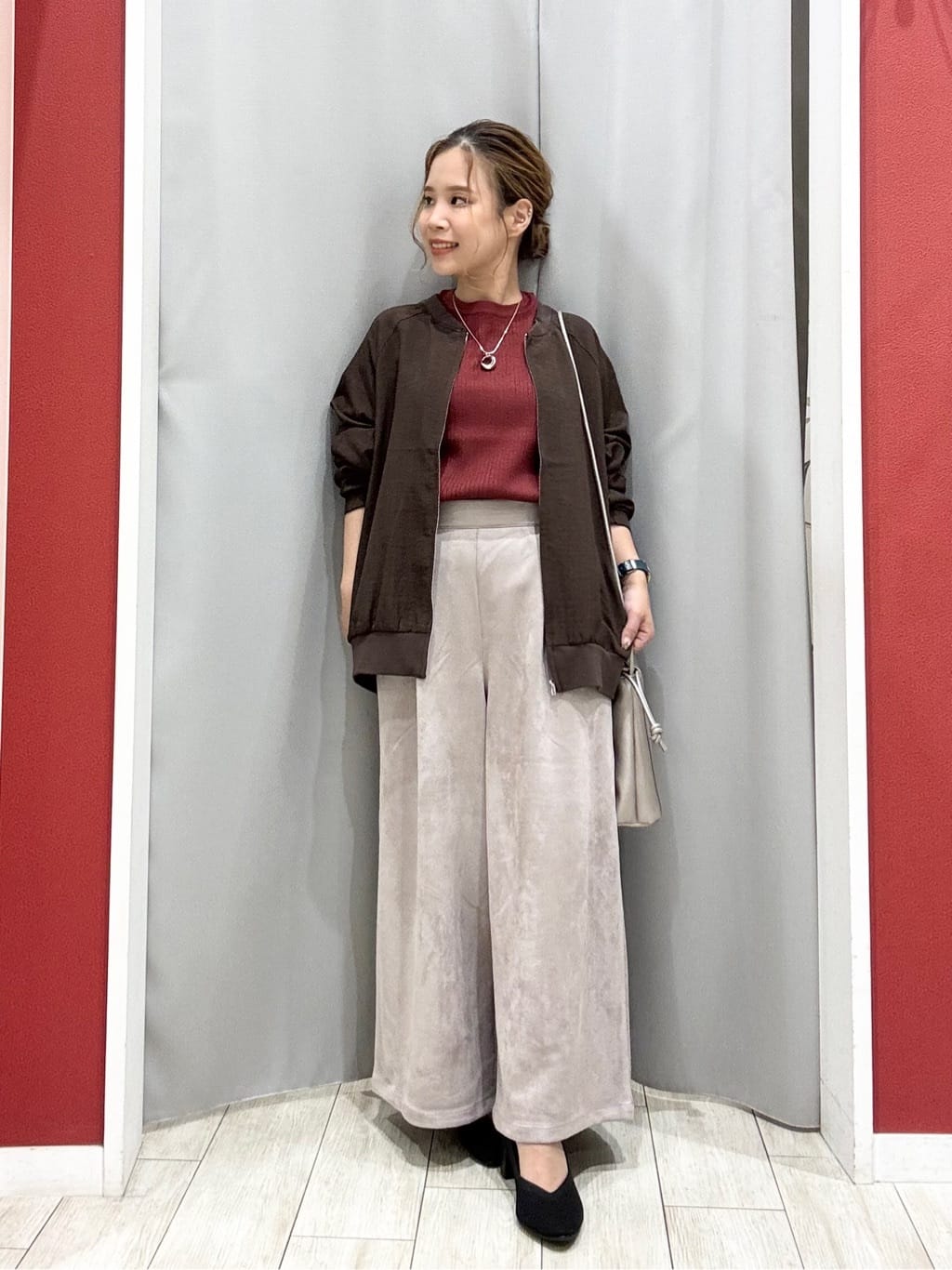 shioさんの「SHOO･LA･RUE｜【洗濯機可/S-LL】さっと羽織れる 軽量リブブルゾン」を使ったコーディネート