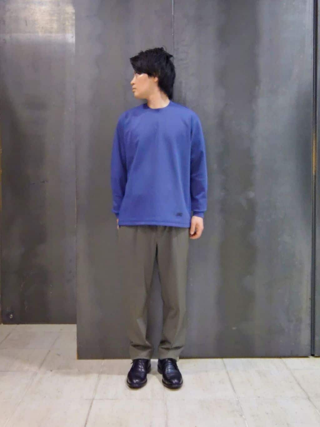 shiominさんの「TAKEO KIKUCHI｜ストレッチ テーラードＴシャツ」を使ったコーディネート