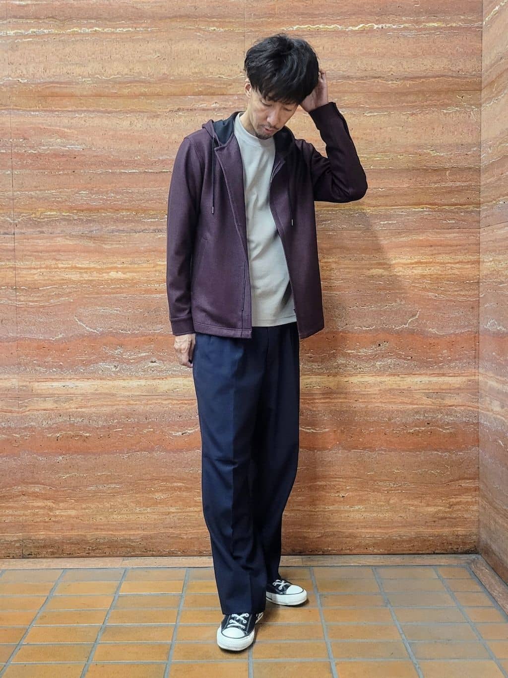 piroyaさんの「TAKEO KIKUCHI｜ストレッチ テーラードＴシャツ」を使ったコーディネート