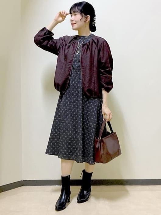  beni_gingerさんの「Reflect｜【きちんと見え／通勤／セレモニーにおすすめ◎】ドット&times;ダイヤ柄ワンピース」を使ったコーディネート