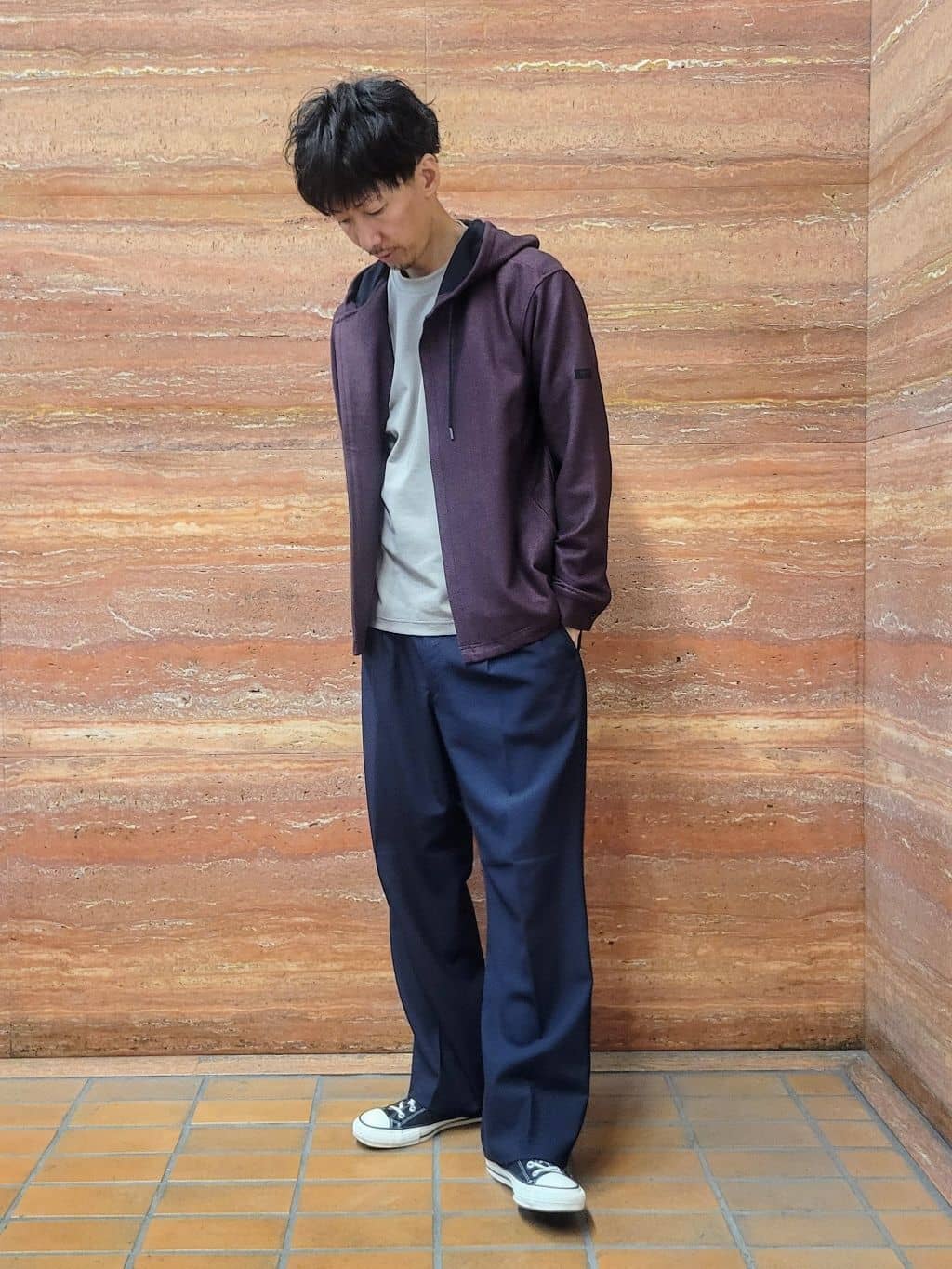 piroyaさんの「TAKEO KIKUCHI｜ストレッチ テーラードＴシャツ」を使ったコーディネート