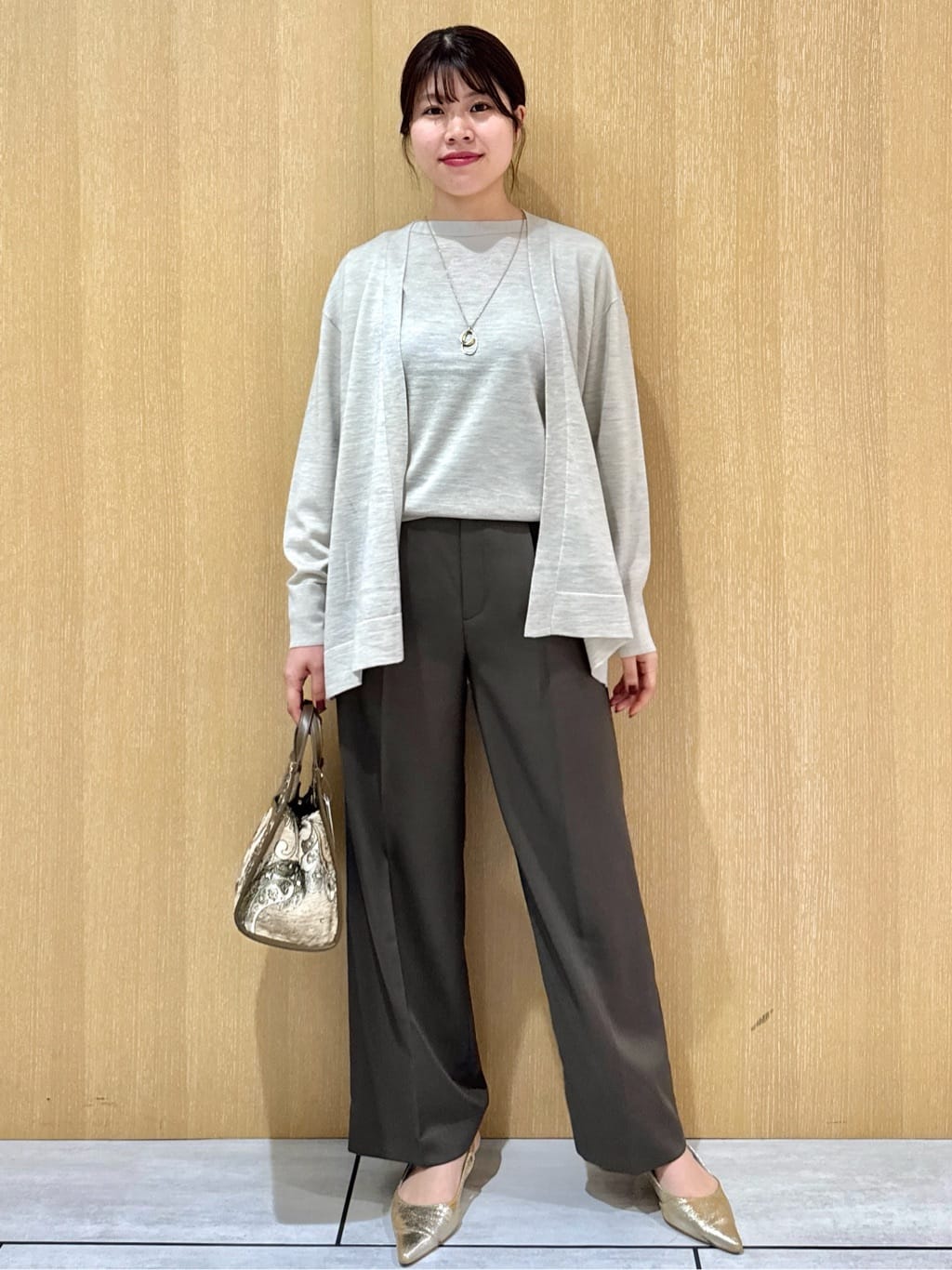 nanaさんの「UNTITLED｜【アンサンブル可/洗える/ボタンなし】シルクウールカシミヤ 着流しカーディガン」を使ったコーディネート