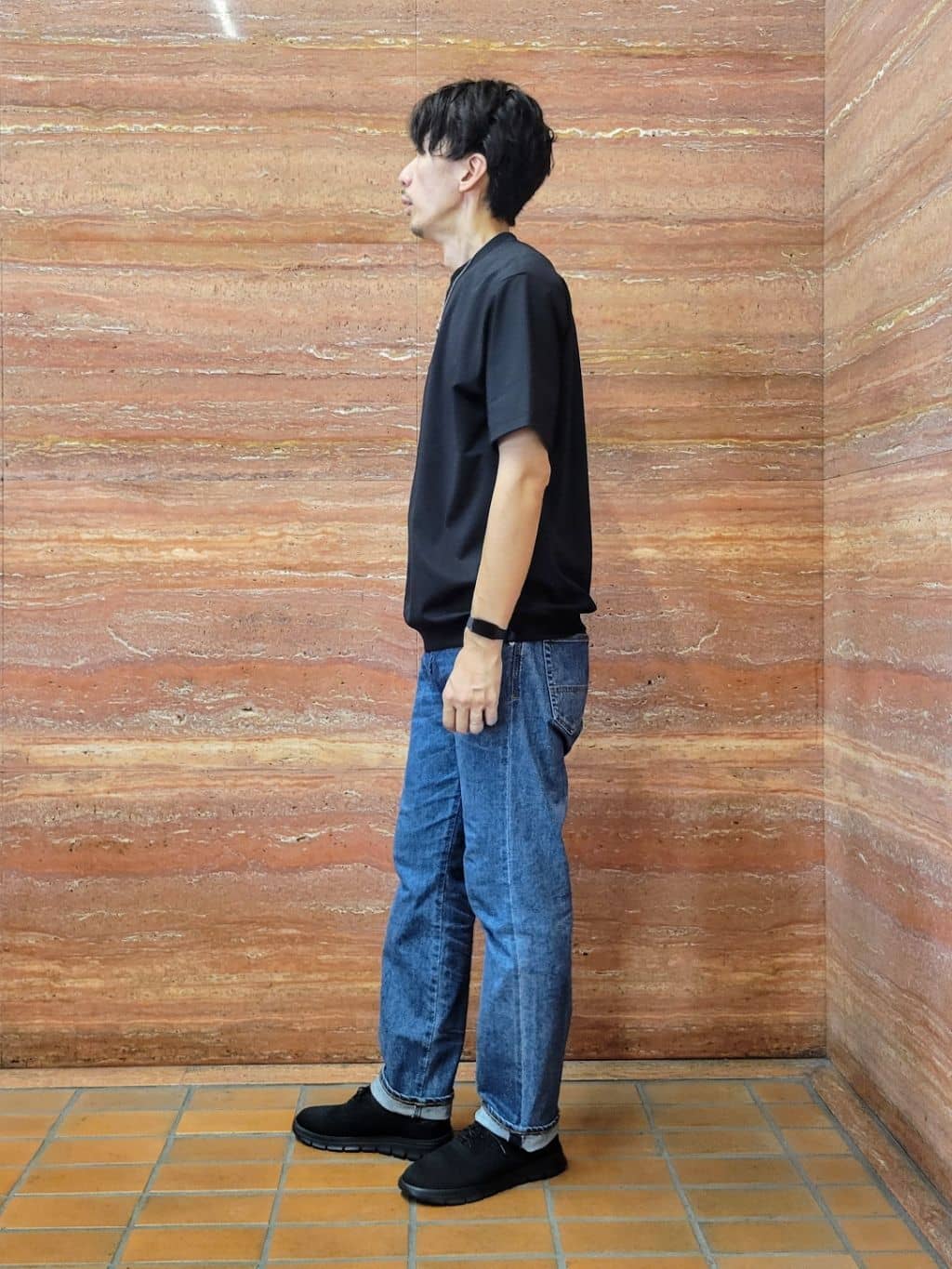 piroyaさんの「TAKEO KIKUCHI｜【抗菌防臭／5サイズ展開】ハイゲージポンチ Tシャツ」を使ったコーディネート