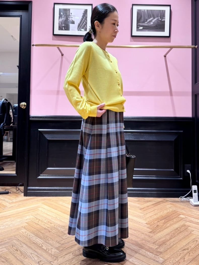 MIYAKAWAさんの「DRESSTERIOR｜◆チェックタックソフトプリーツスカート」を使ったコーディネート
