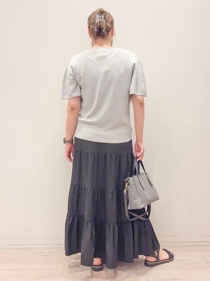 naoさんの「SHOO･LA･RUE｜【S-LL】二の腕はカバーして魅せる フレアスリーブニット」を使ったコーディネート