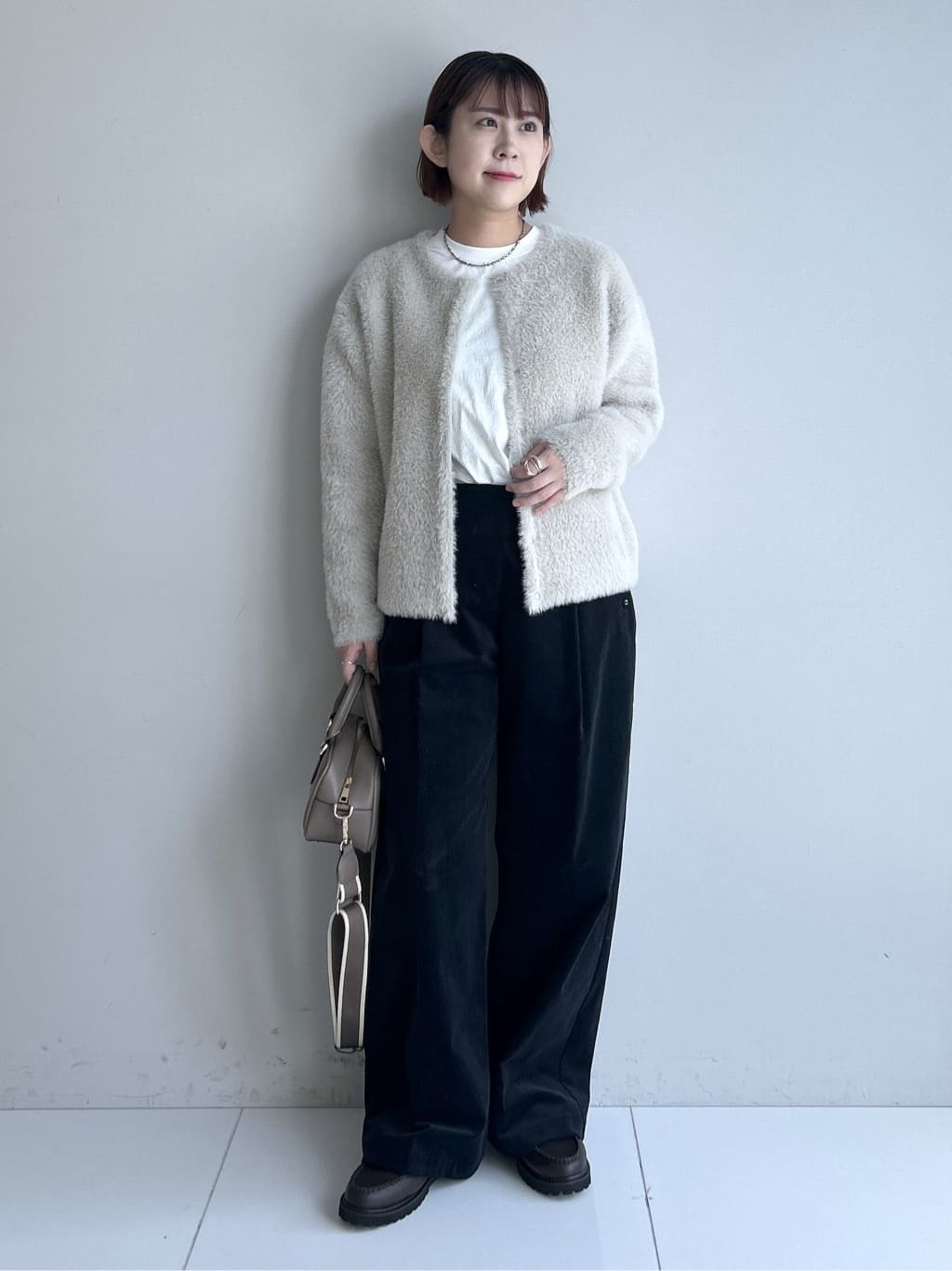 Hirokaさんの「Dessin｜【セットアップ可・洗える】マリンコーデュロイパンツ」を使ったコーディネート