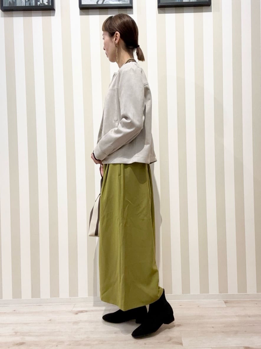 まつこさんの「SHOO･LA･RUE｜【S-LL/2点セット】脚のラインを拾いにくい ベルト付きタックスカーチョパンツ」を使ったコーディネート