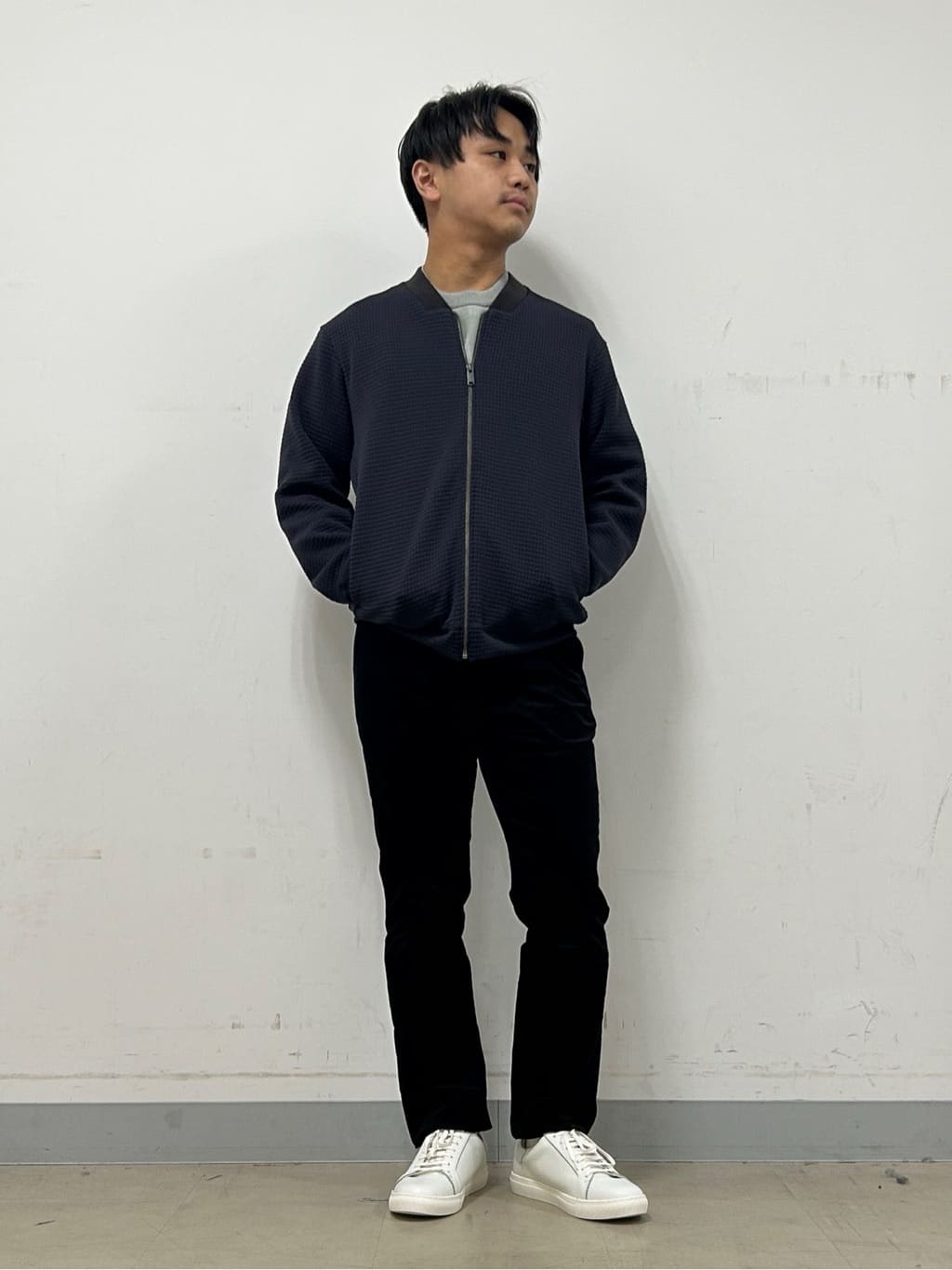 Hiroさんの「TAKEO KIKUCHI｜【Made in JAPAN】ビッグチェック＆スライドパズル柄 ニット」を使ったコーディネート