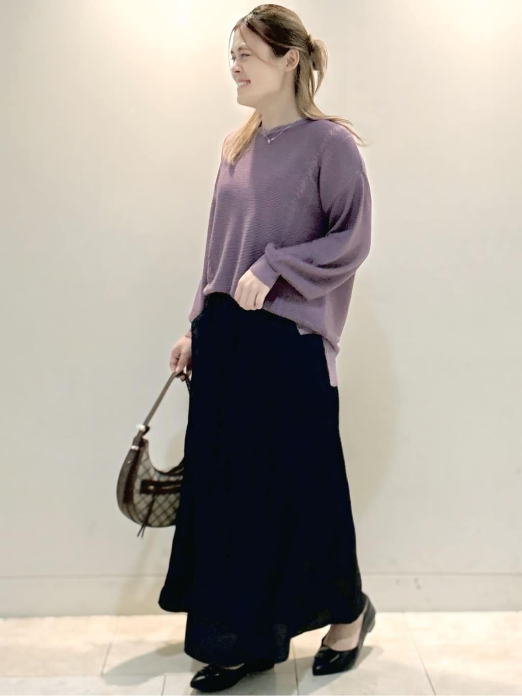 S&auml;K&iuml;さんの「Reflect｜【パンツ合わせにぴったり◎】ゆったりオフボディニット」を使ったコーディネート