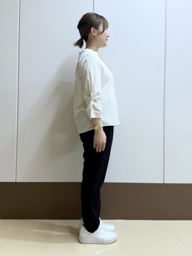 Rikoさんの「INDIVI｜【UVケア／吸汗速乾】スリーブデザインブラウス」を使ったコーディネート