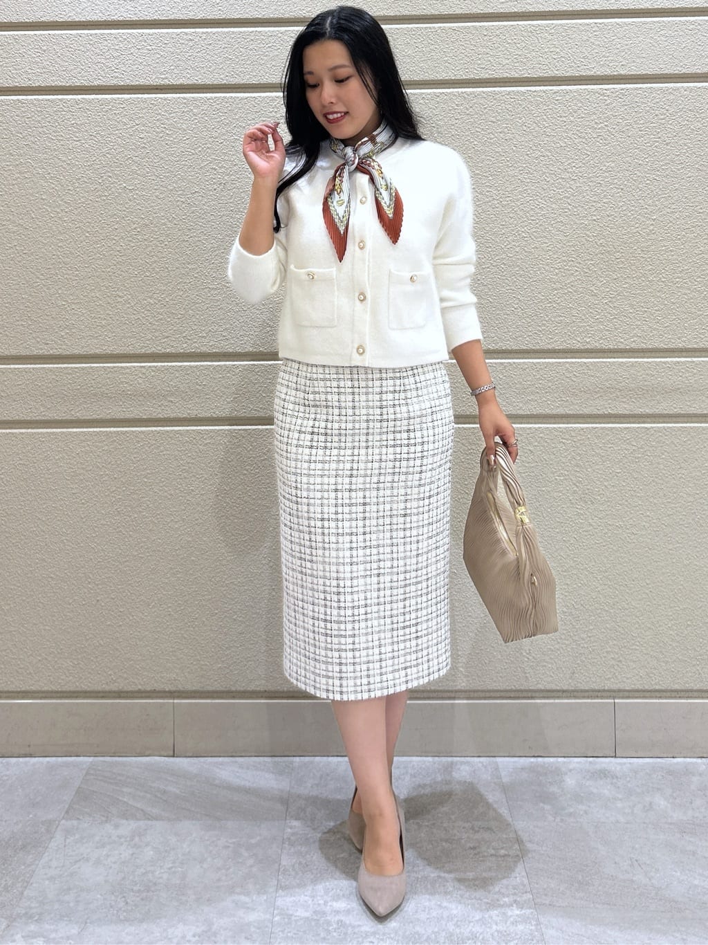 Momokaさんの「COUP DE CHANCE｜ベルトプリーツミニ」を使ったコーディネート