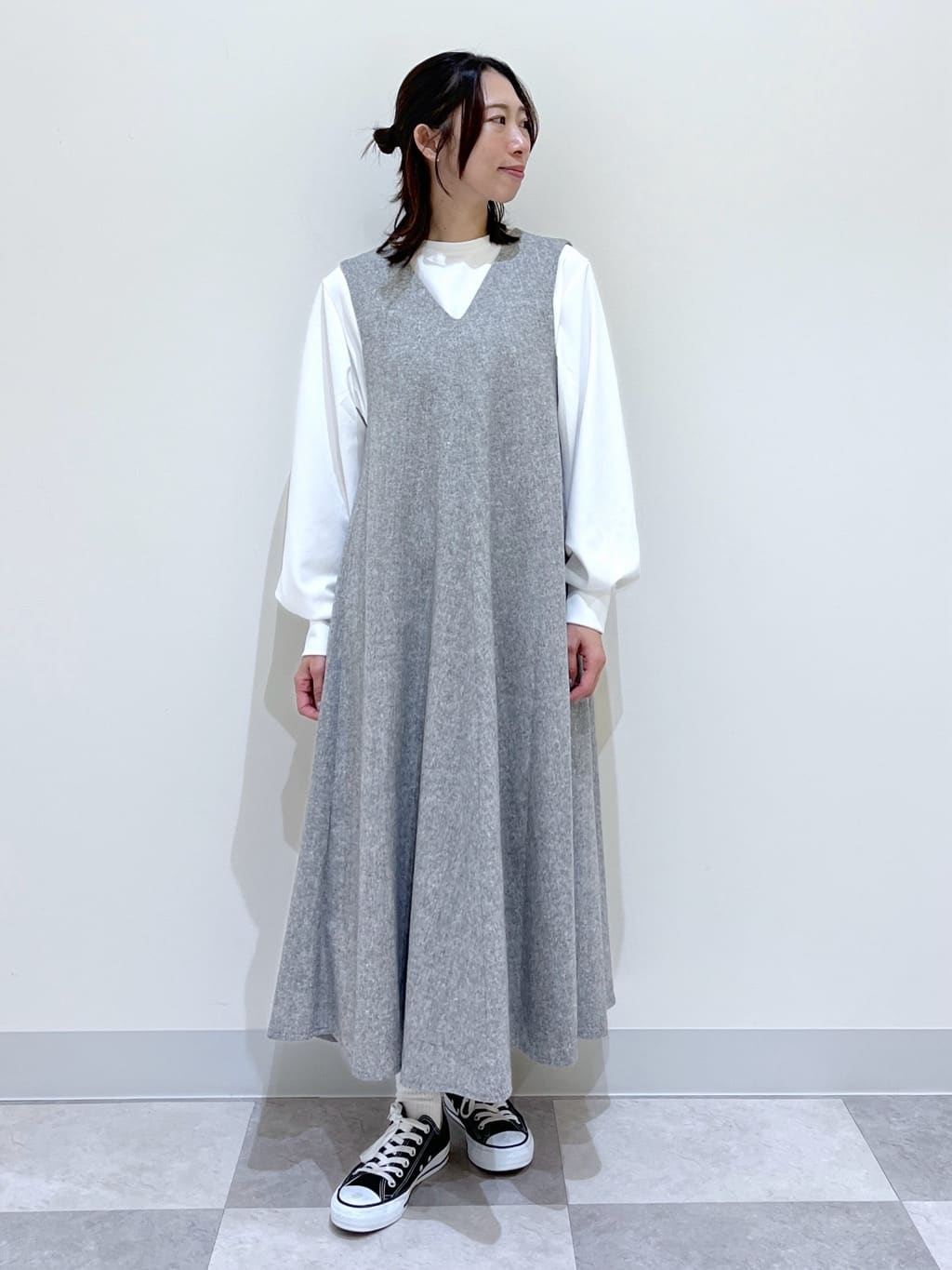 canaさんの「Dessin｜【洗える】Vネックジャンパースカート」を使ったコーディネート
