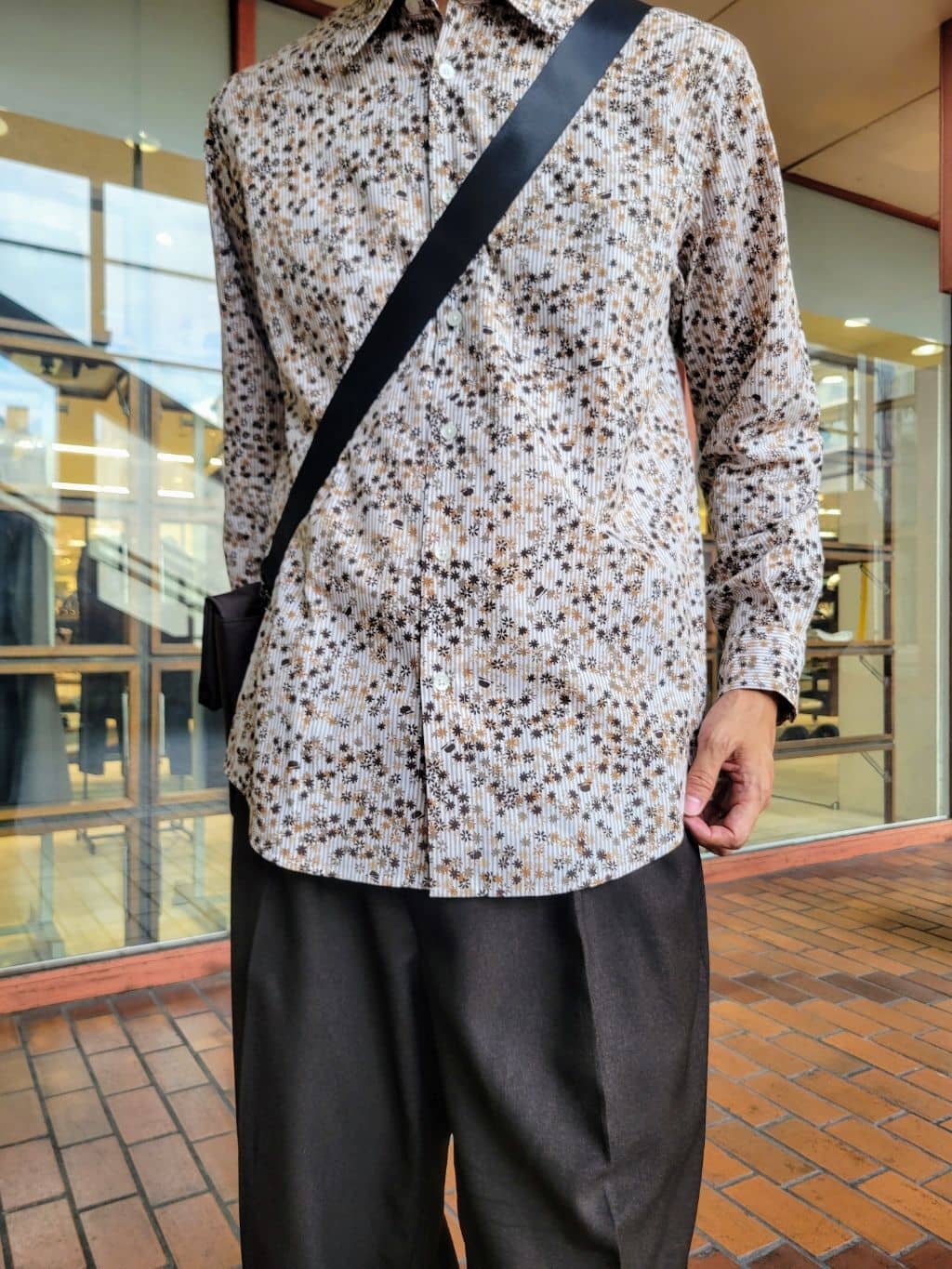 piroyaさんの「TAKEO KIKUCHI｜ストライプ小花 長袖シャツ」を使ったコーディネート
