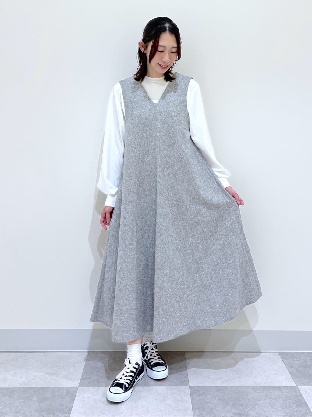 canaさんの「Dessin｜【洗える】Vネックジャンパースカート」を使ったコーディネート