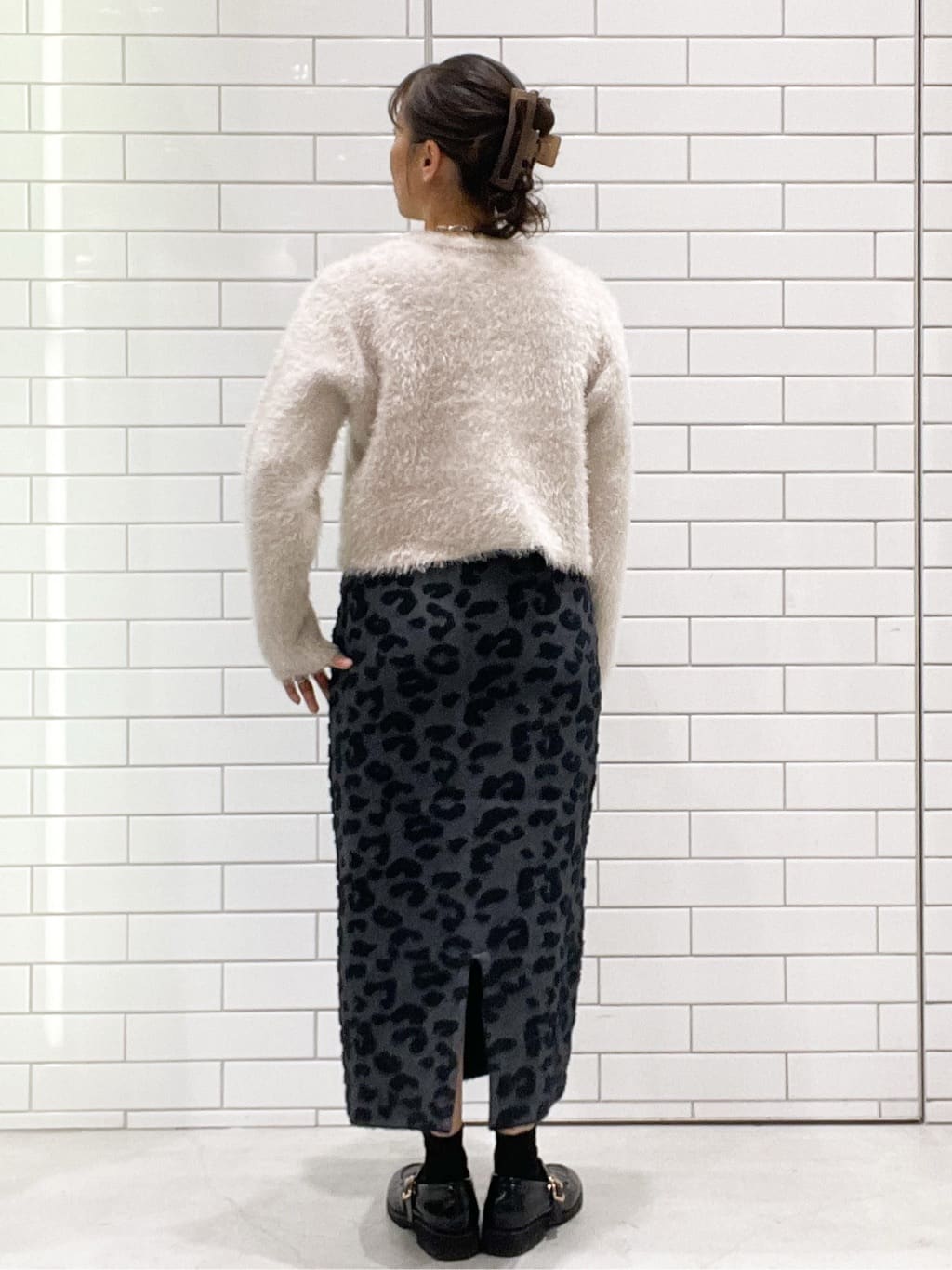 oiさんの「OPAQUE.CLIP｜チェーンマンテルネックレス」を使ったコーディネート