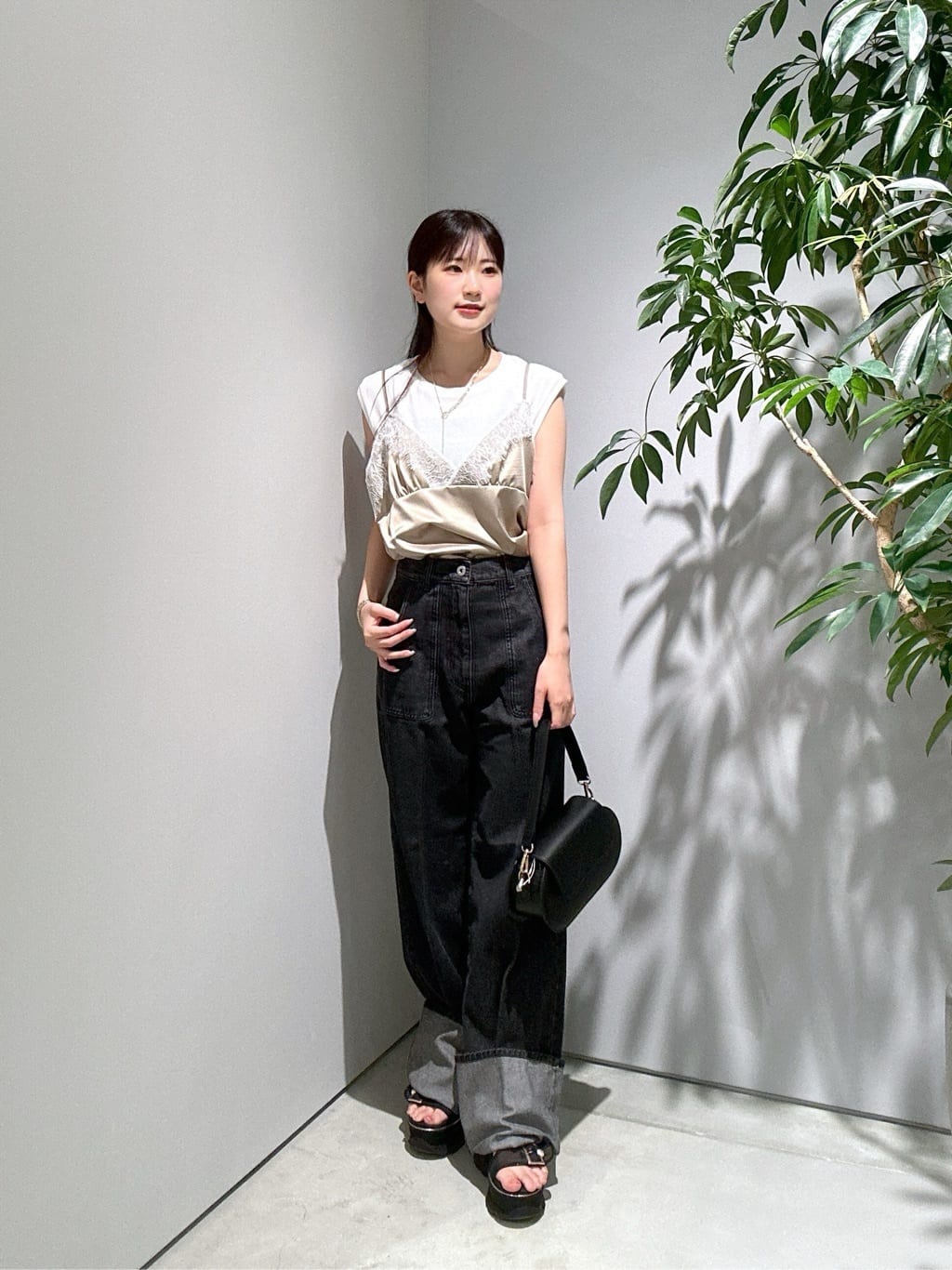 Renoさんの「INDIVI｜キャミセットカットソー」を使ったコーディネート
