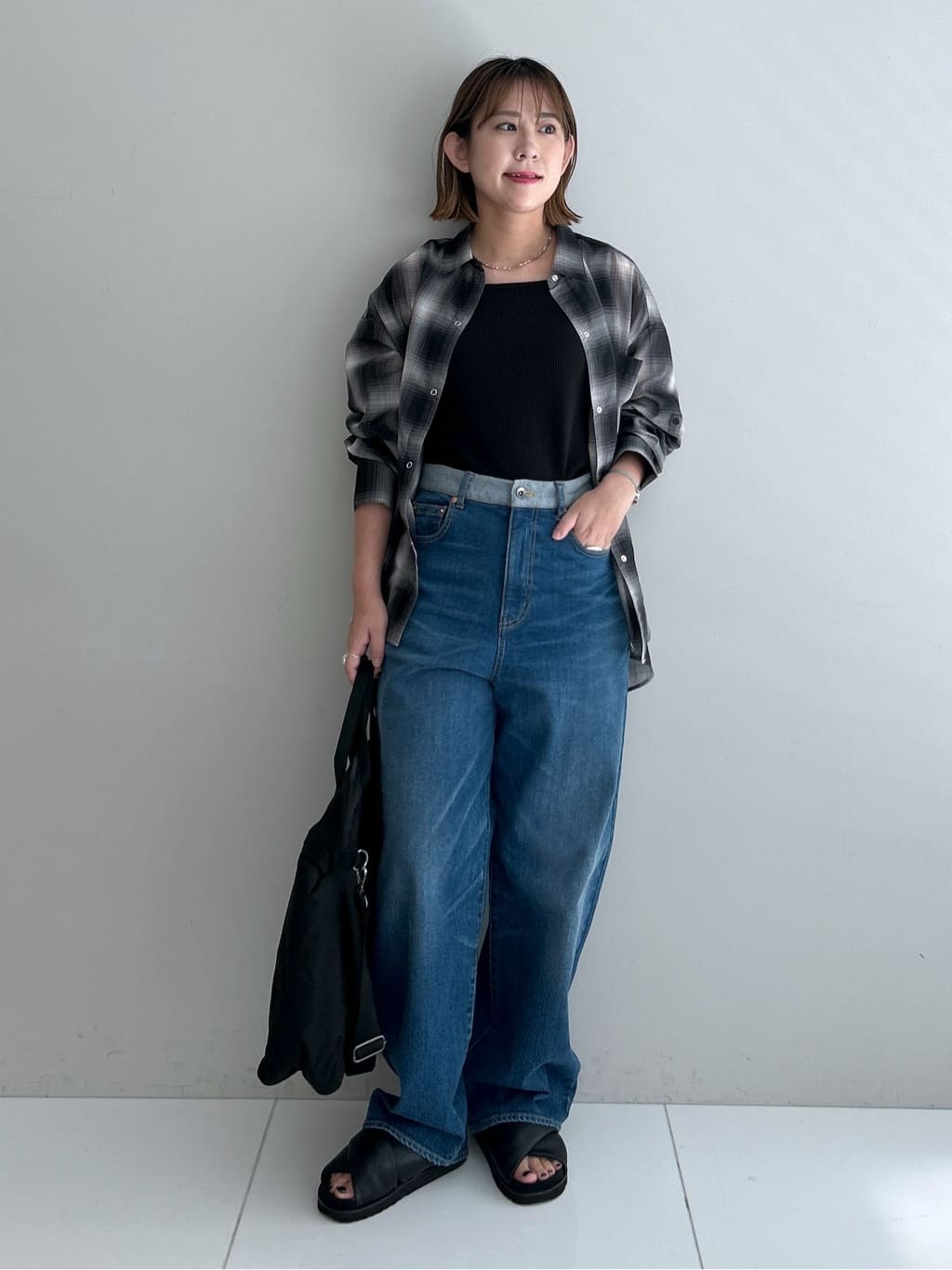 Hirokaさんの「Dessin｜【洗える】シアーオンブレーチェックシャツ」を使ったコーディネート