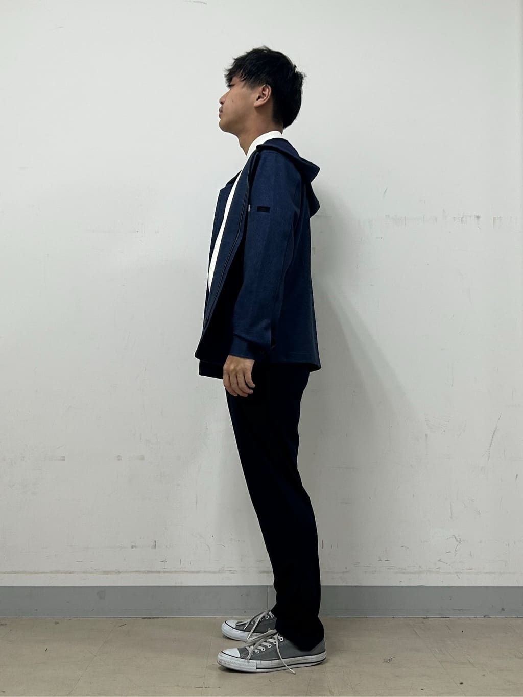 Hiroさんの「TAKEO KIKUCHI｜【JUST ONE LAYER】ダウンファブリックZIPパーカー」を使ったコーディネート