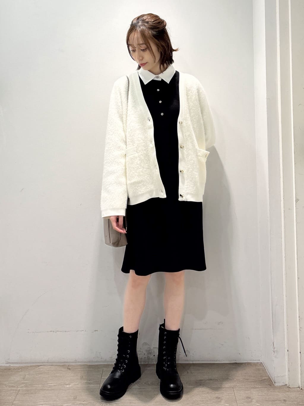ぶまりんさんの「OPAQUE.CLIP｜ポロ衿配色ミニワンピース【洗濯機OK】」を使ったコーディネート