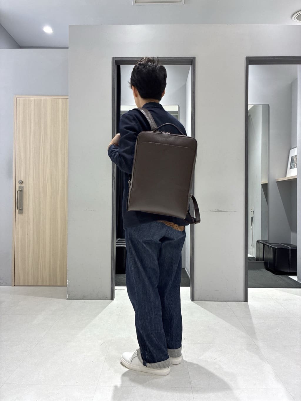 わいずみさんの「TAKEO KIKUCHI｜ボーラーハット柄 長袖シャツ」を使ったコーディネート