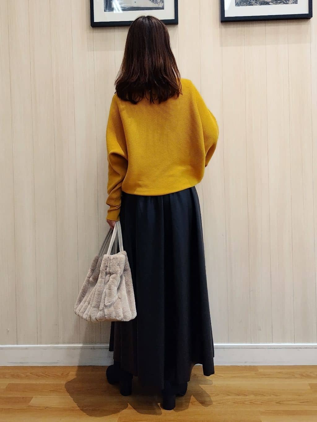 yseさんの「SHOO･LA･RUE｜【S-LL】大人の抜け感 合皮フレアスカート」を使ったコーディネート