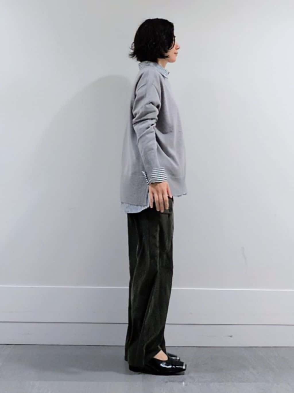 ミズタさんの「UNTITLED｜【8色展開/体型カバー】魅せるタイムレスニット」を使ったコーディネート