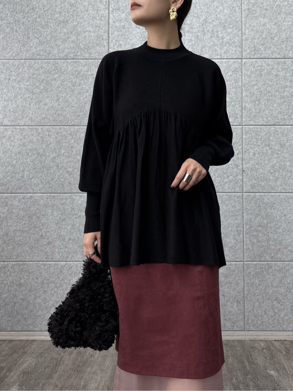 ayanoさんの「INDIVI｜【再入荷】ペプラムハイネックニット」を使ったコーディネート