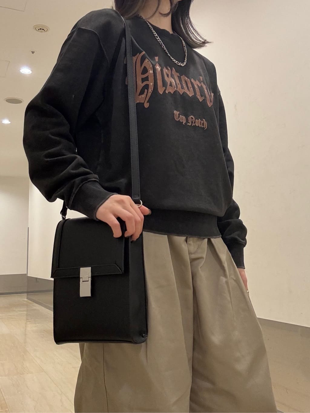 Renaさんの「tk.TAKEO KIKUCHI｜カレッジフロッキープリントスウェット」を使ったコーディネート