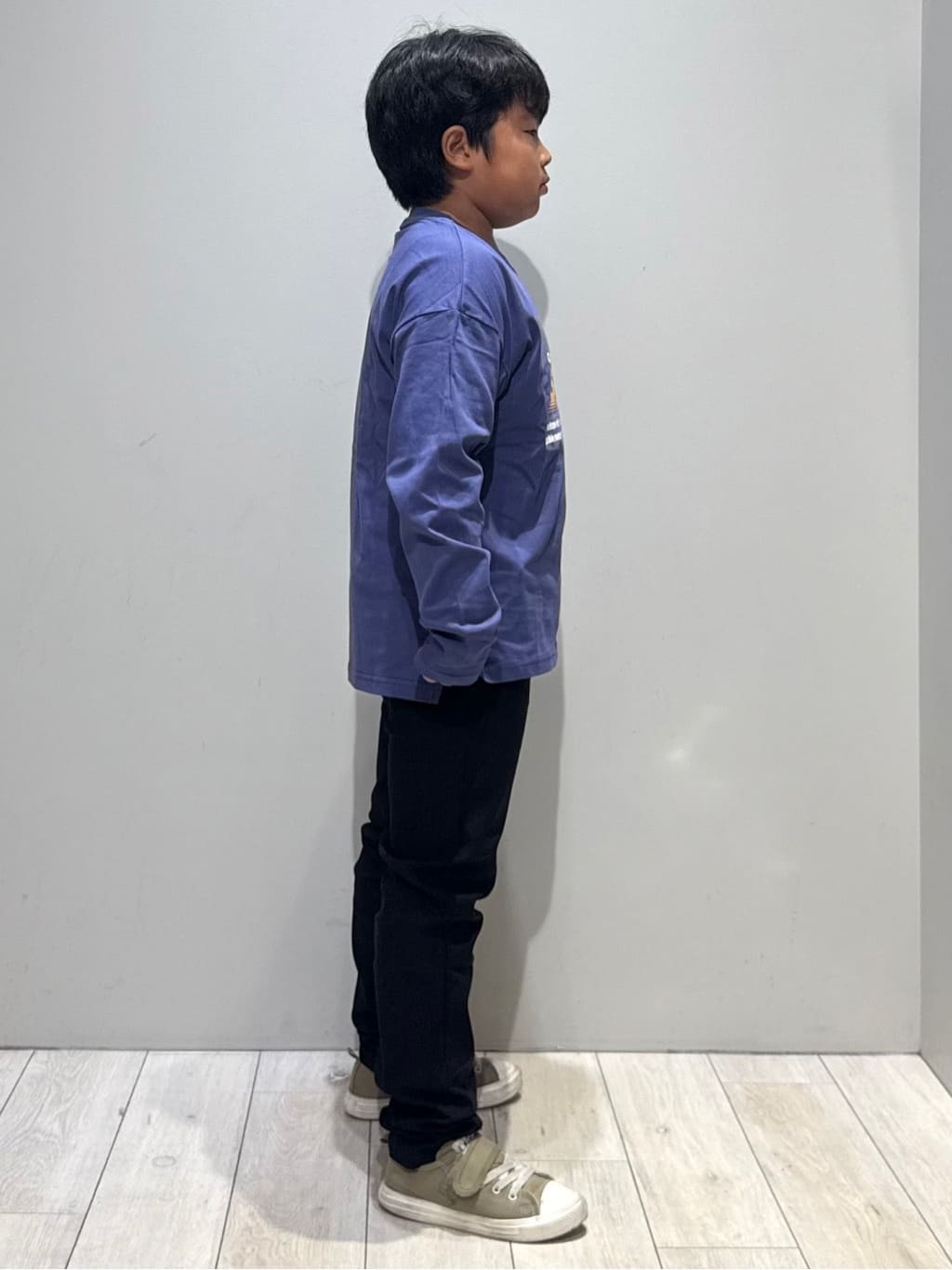 kuboさんの「THE SHOP TK｜【110－160／6色展開】コットン長袖Ｔシャツ/洗濯機OK」を使ったコーディネート