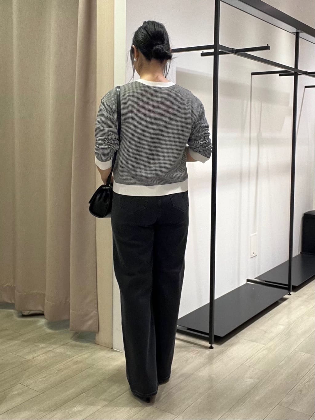 TOMOMIさんの「INDIVI｜【軽く羽織れる/洗える】ジャケット風カーディガン」を使ったコーディネート